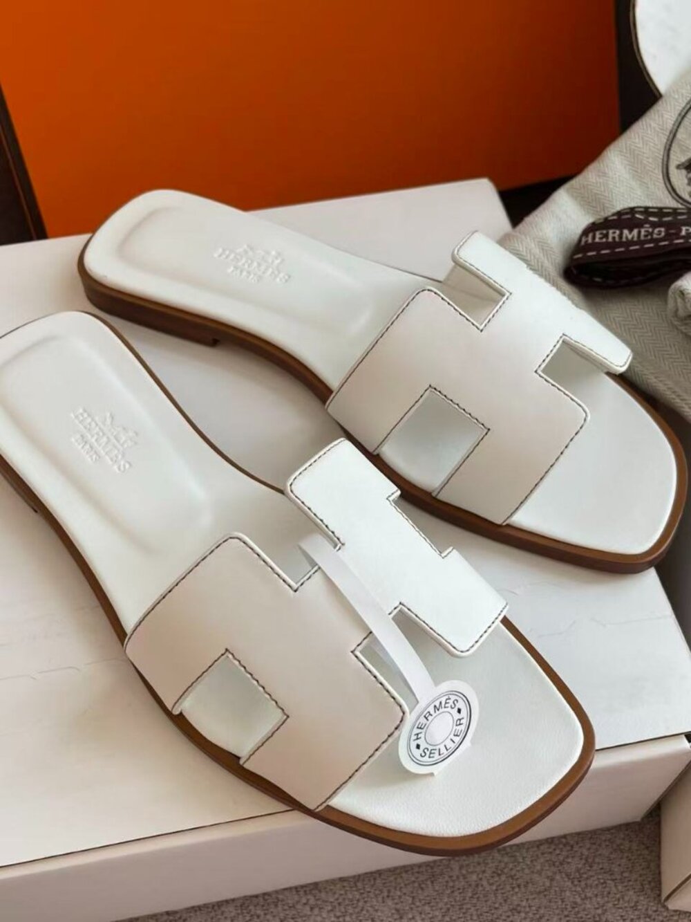 Classic Hermes Shoes: A Stylish and Versatile Choice for Elegance